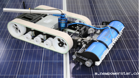 1726642152732573.png 光伏清洁机器人.png